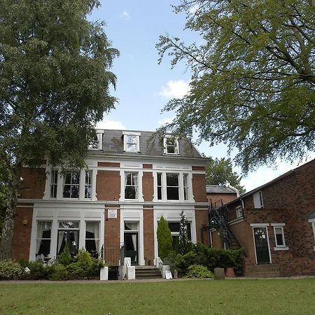 Cavalier House Hotel Birmingham Bagian luar foto